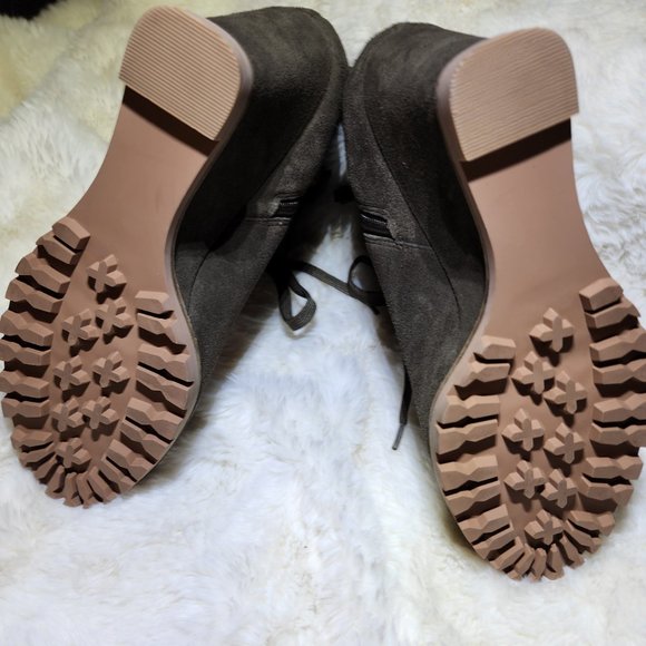 Sasha Peep Toe Bootie - Picture 3 of 3